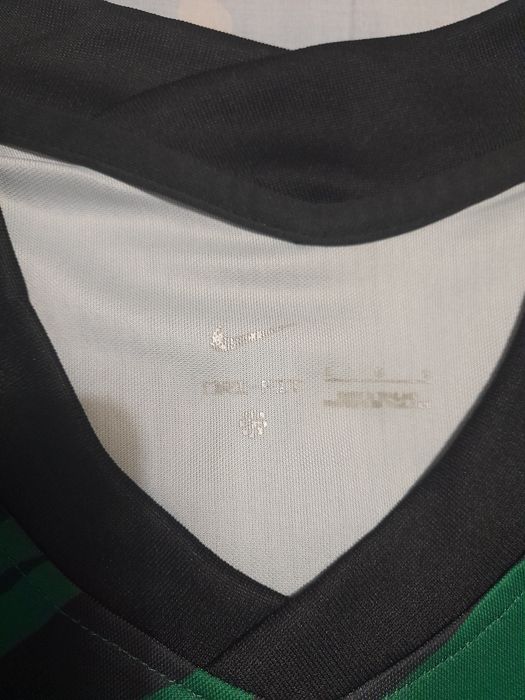 Camisola Sporting - Nike (Dri-Fit) Tamanho M