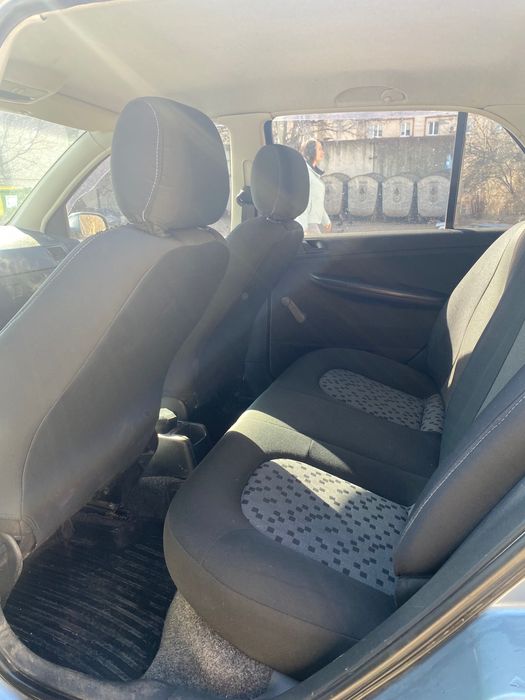 Пропонуємо авто в оренду