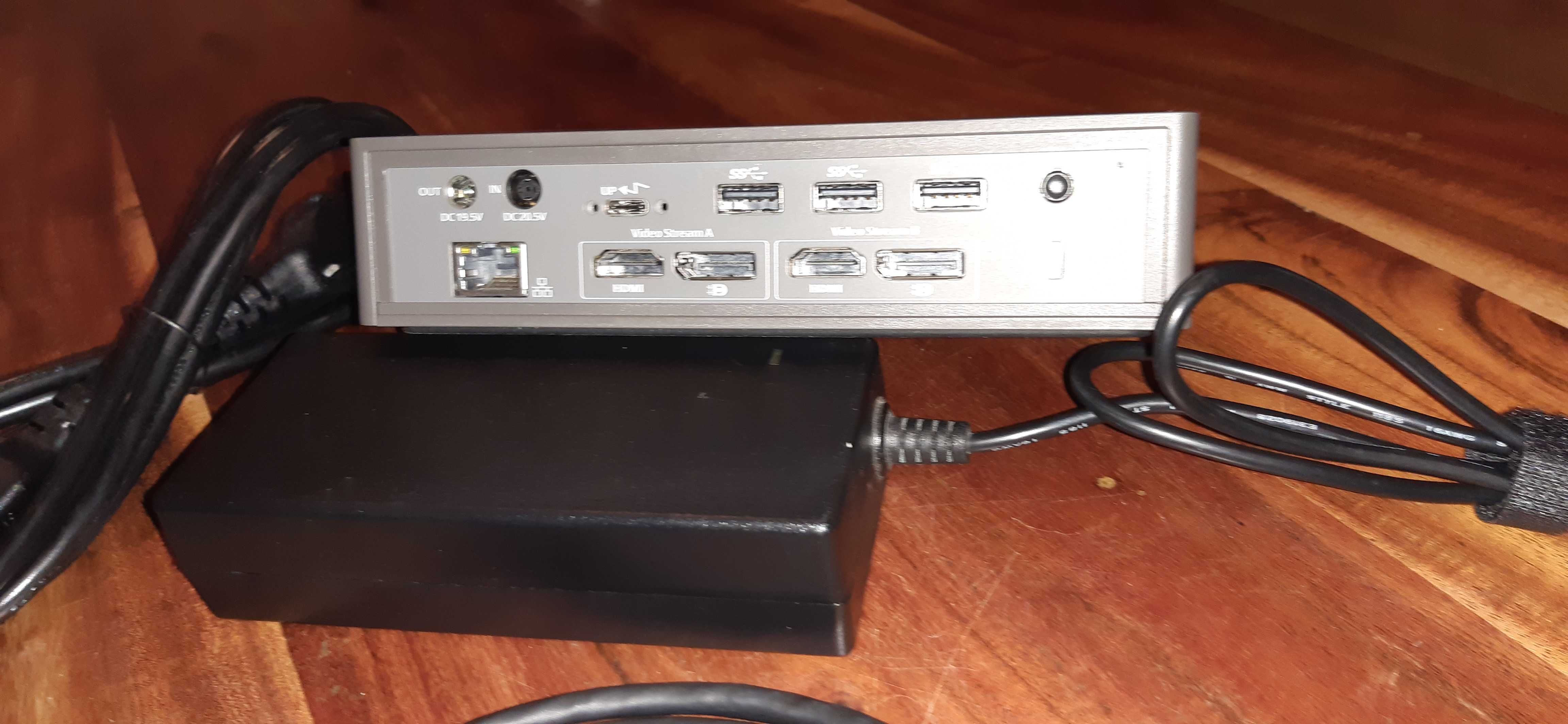 UNIWERSALNA stacja dokująca Targus USB-C  DV4K 100W DOCK190EUZ