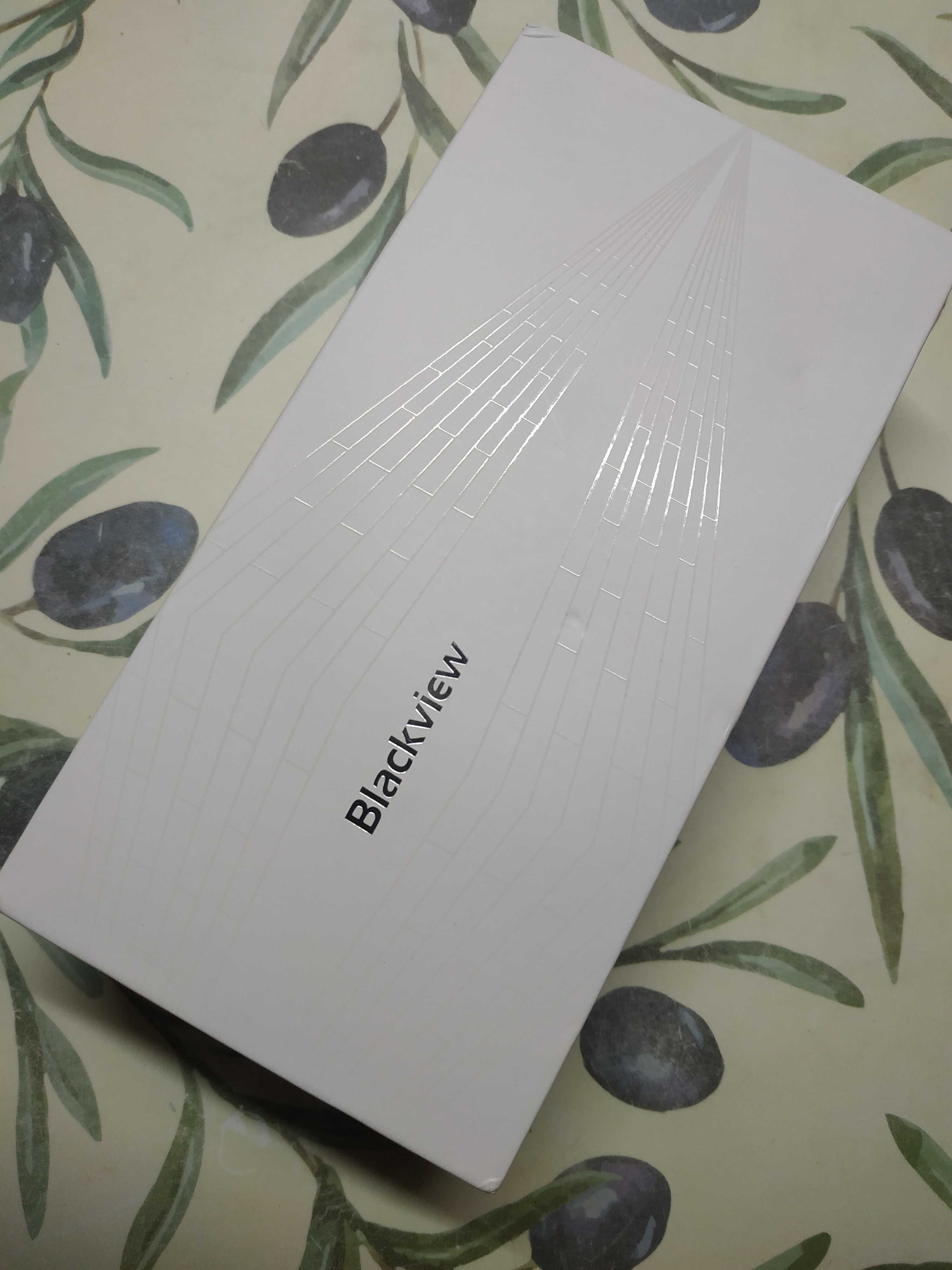 Новий смартфон Blackview A70 3/32GB Red