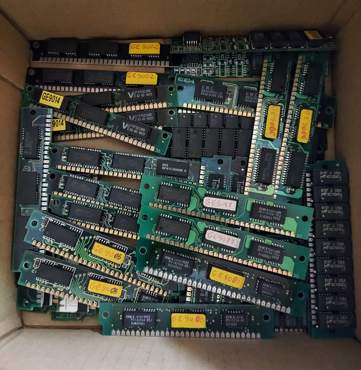 Memórias SIMM de 30 e 72 Pins até 32MB