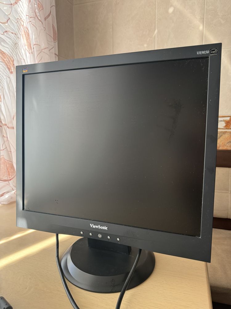 Монитор ViewSonic модель VS11372 робочий