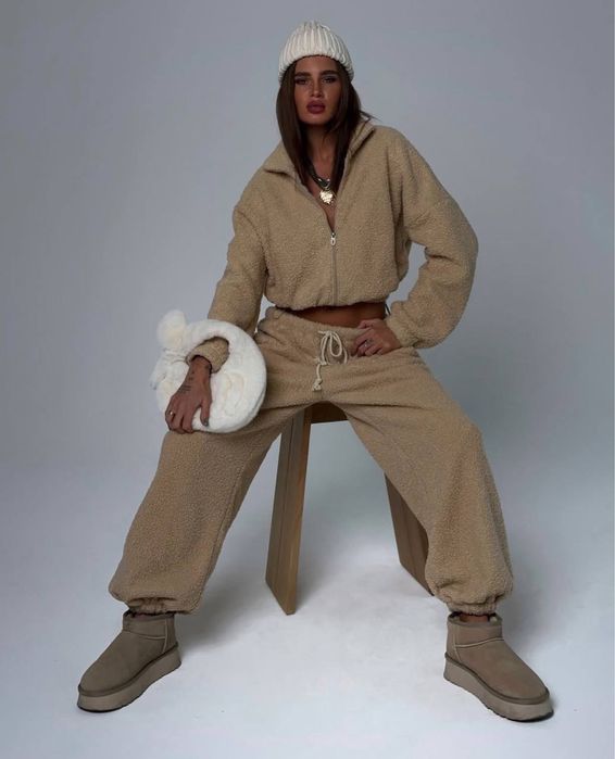 Женский теплый спортивный костюм/Жіночий теплий спортивний костюм AR