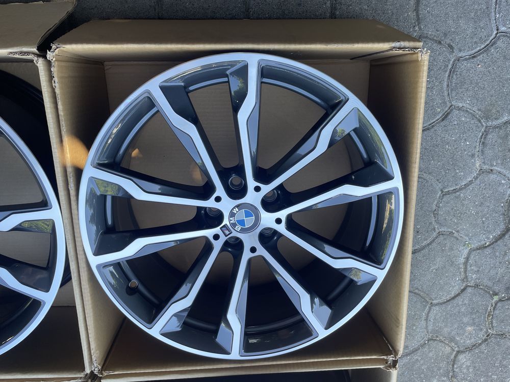 FelgiBmw x3 x4 20 Cali M-pakiet felgi czujniki styling 699 komplet g01