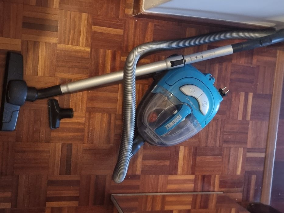 Zanussi Cyclon Compact 800W – Sem saco