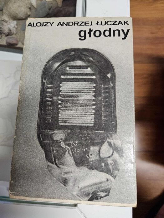 Głodny  - A. A. Łuczak