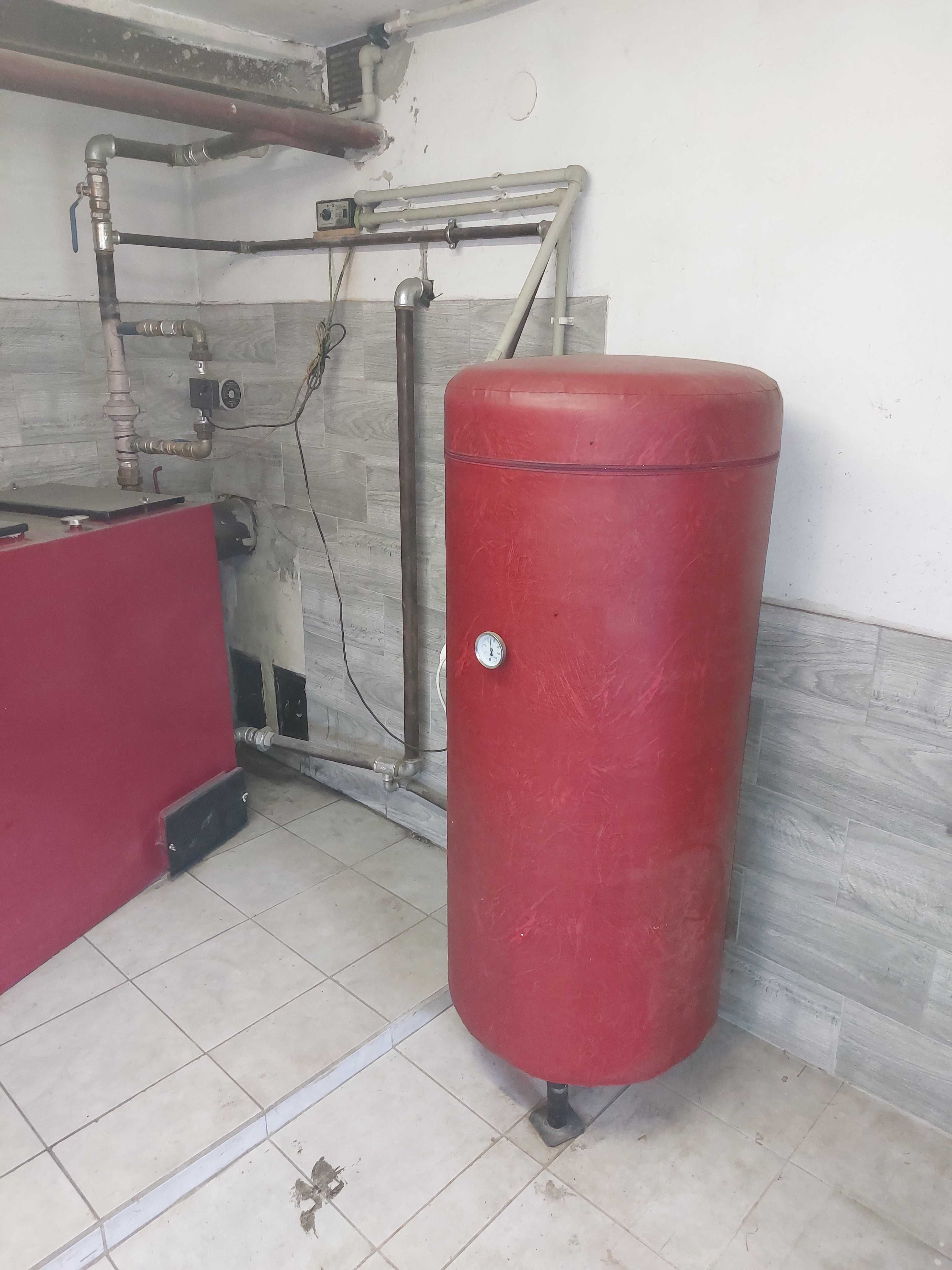 Piec c.o 25kw używany 4 letni,bezklasowy,wielopaliwowy