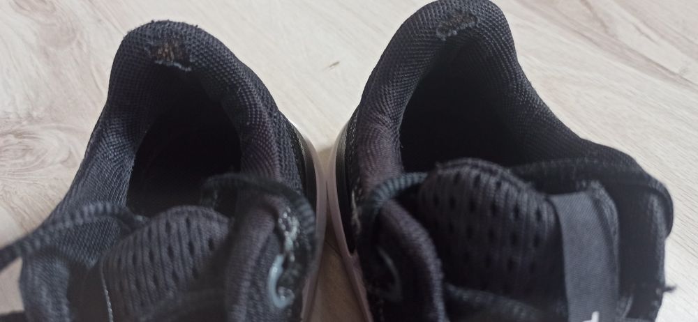 Buty sportowe Under Armour 37,5