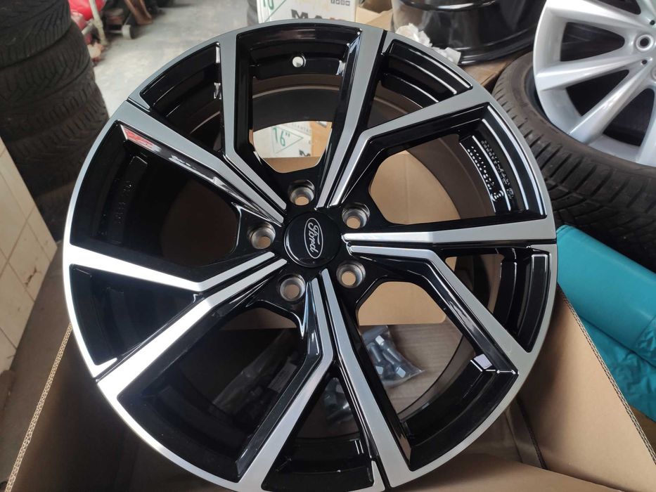 Felgi aluminiowe 18 cali Ford Kuga Mondeo Fokus II C- S-MAX GALAXY