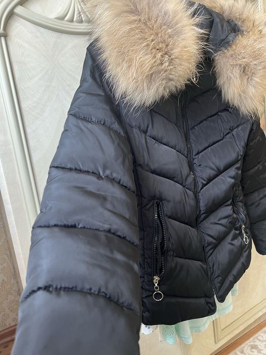 Жіноча зимова куртка