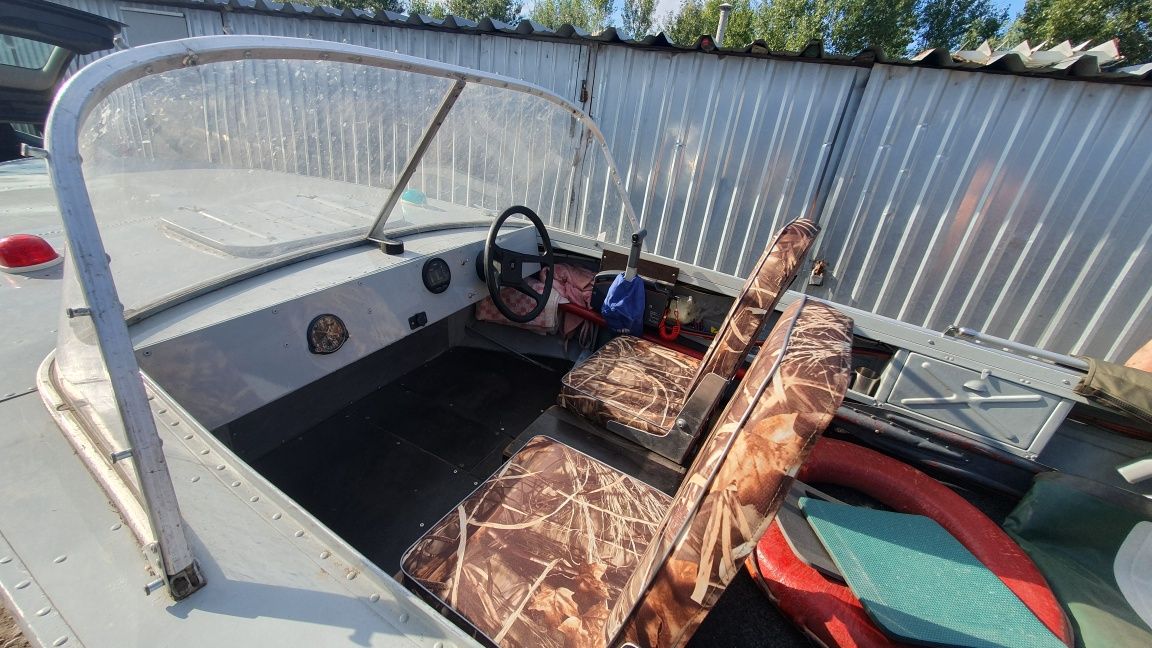 Човен Дніпро 1 1979 , Yamaha F40FETL