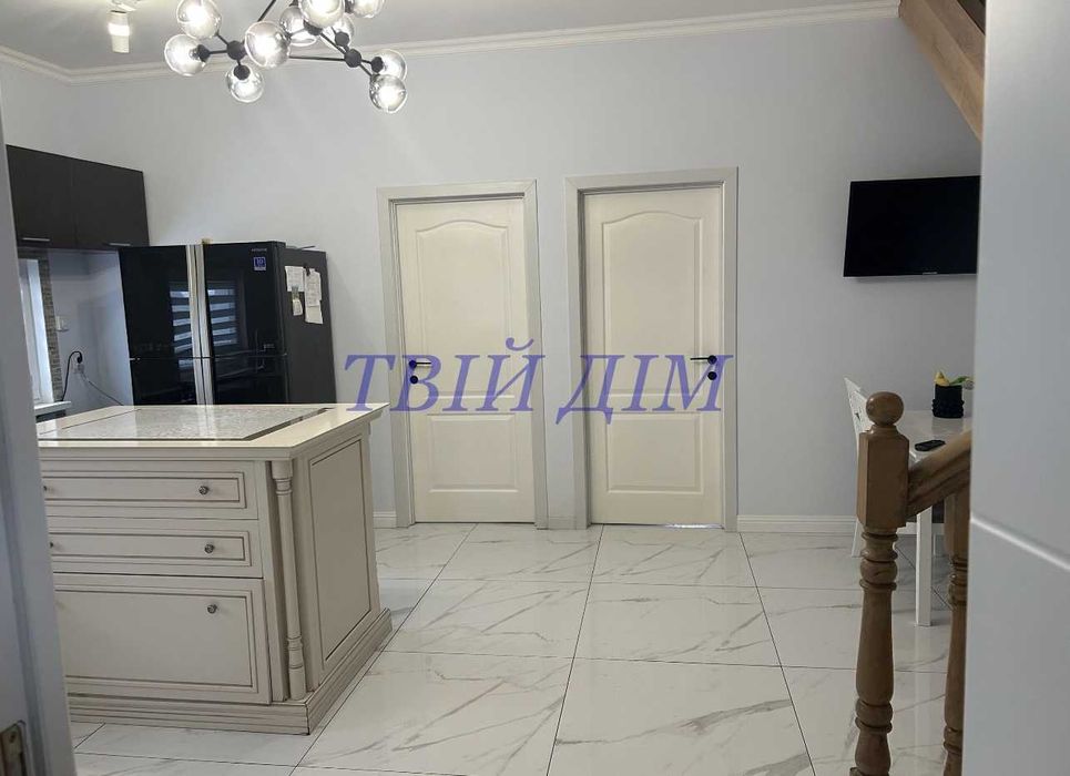 Продам будинок м.Бориспіль