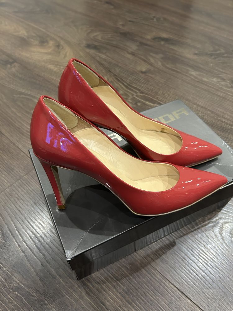 Różowe szpilki prima moda r. 37 fuksja