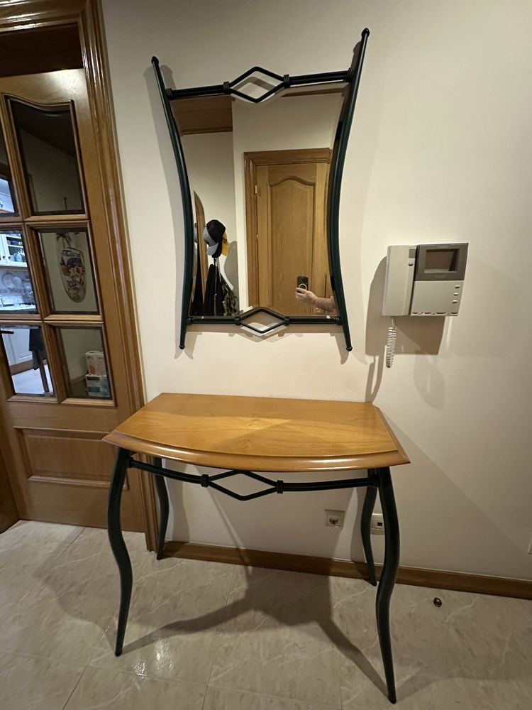 Vendo conjunto - Espelho + Mesa Hall de Entrada