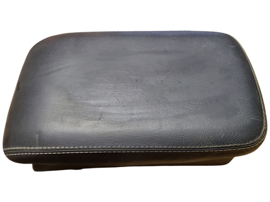 Подлокотник бардачок Mazda CX-7 2,3 2006-2012 EG2364450E02 разборка