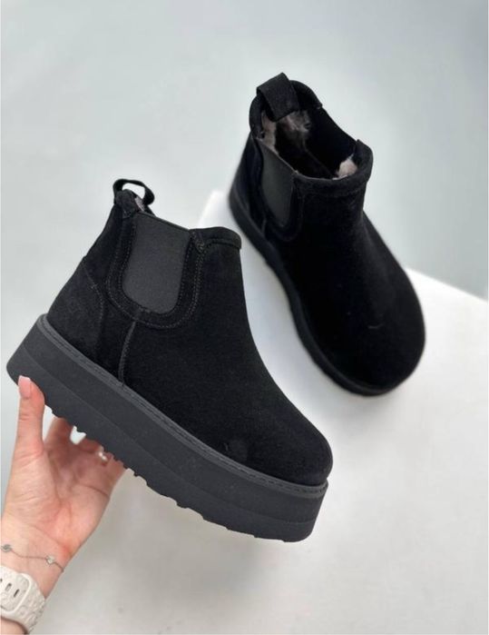 Жіночі уги 42 розмір