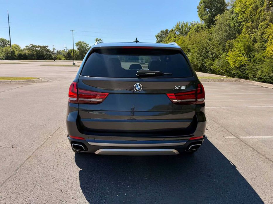 BMW X5      2018