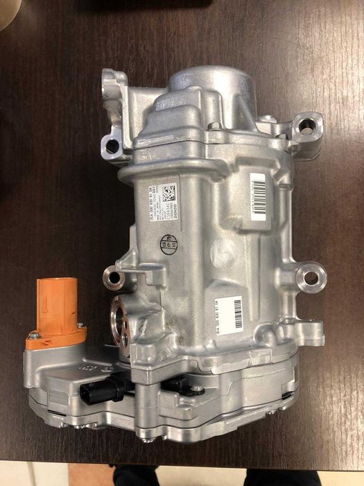 Компресор А0008308104 Mercedes. Б/в, компрессор Мерседес