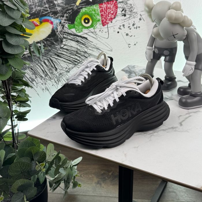 Кросівки Hoka Bondi 8 37 розмір E1184
