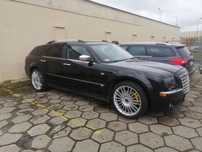 Chrysler 300C Chrysler 300c 3,5 AWD Touring, doinwestowany, dobrze utrzymany.