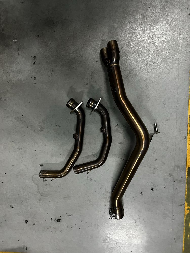 Kolektor wydechowy DOMINATOR Benelli Trk 502x