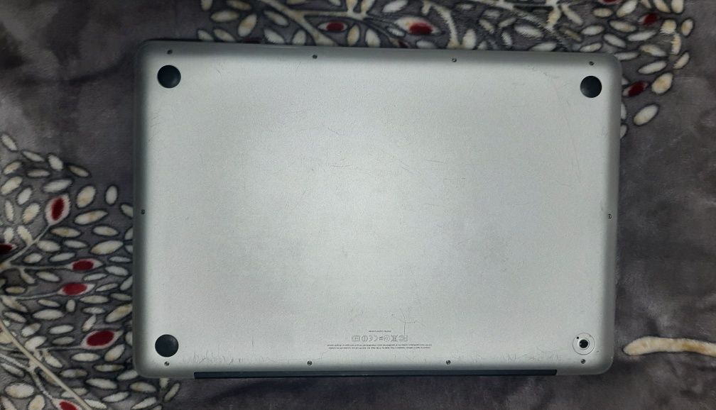 MacBook Pro 2011 в хорошем состоянии
