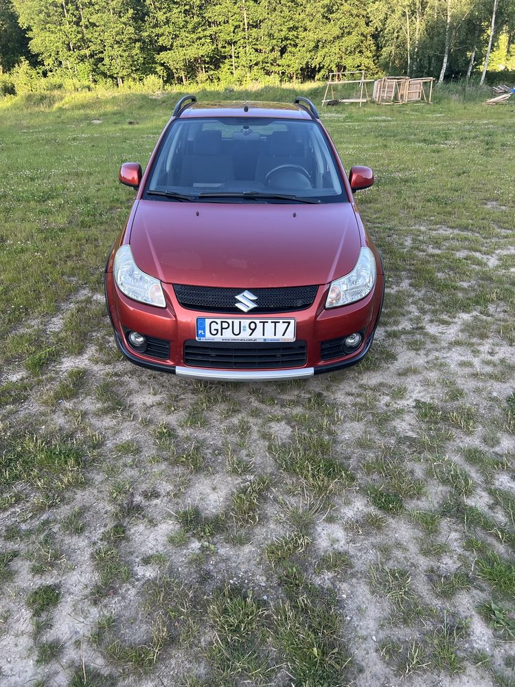 Suzuki sx4.