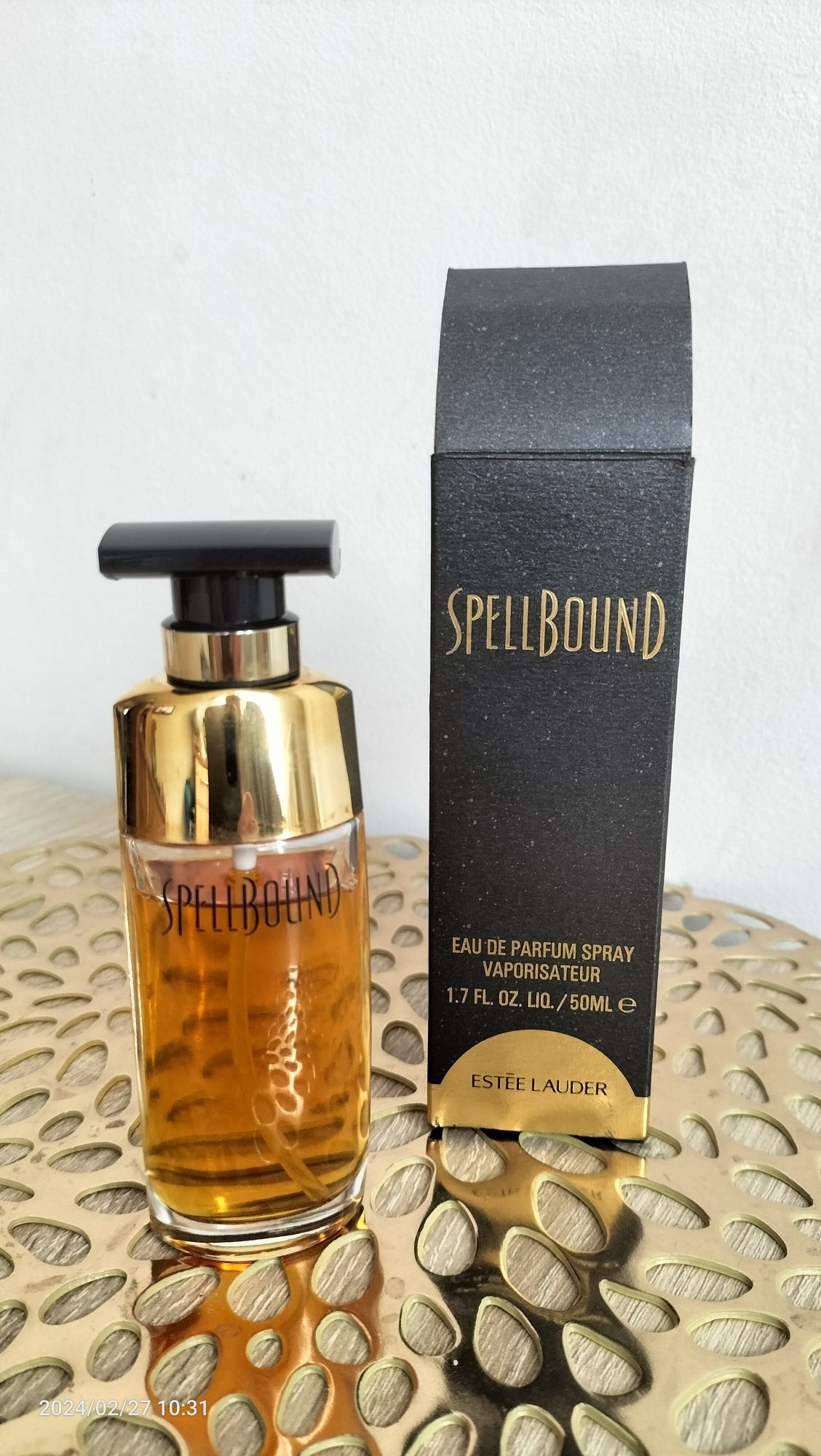 Woda perfumowana perfum Spellbound