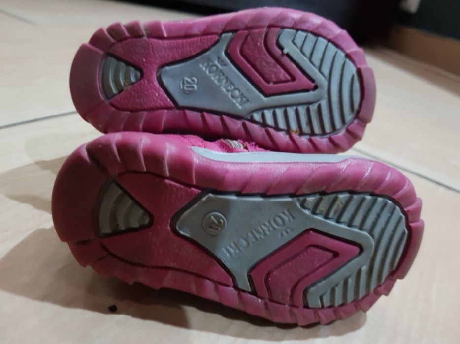 Kozaki buty na zimę firmy Kornecki ocieplane r. 20 dł wkładki 13 cm