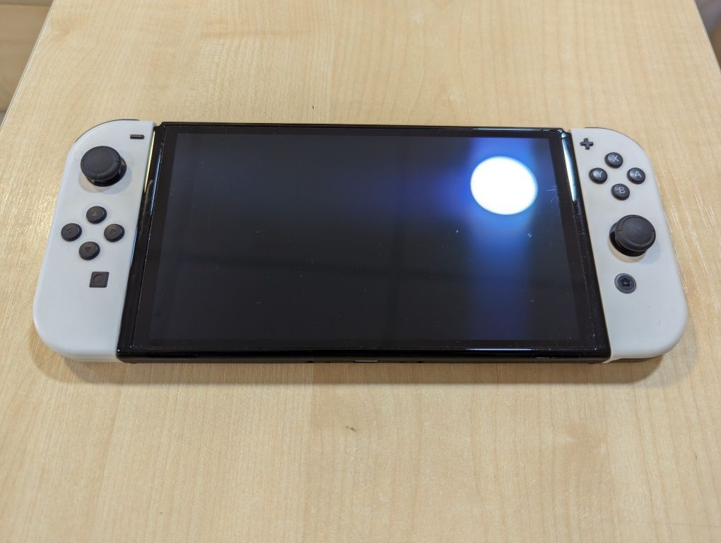 Ігрова консоль Nintendo Switch OLED