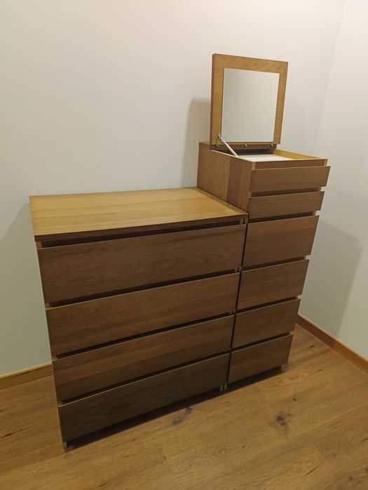 Cama + mesa cabeceira + cómoda + camiseiro