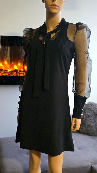 Piękna Elegancka Włoska Czarna Sukienka