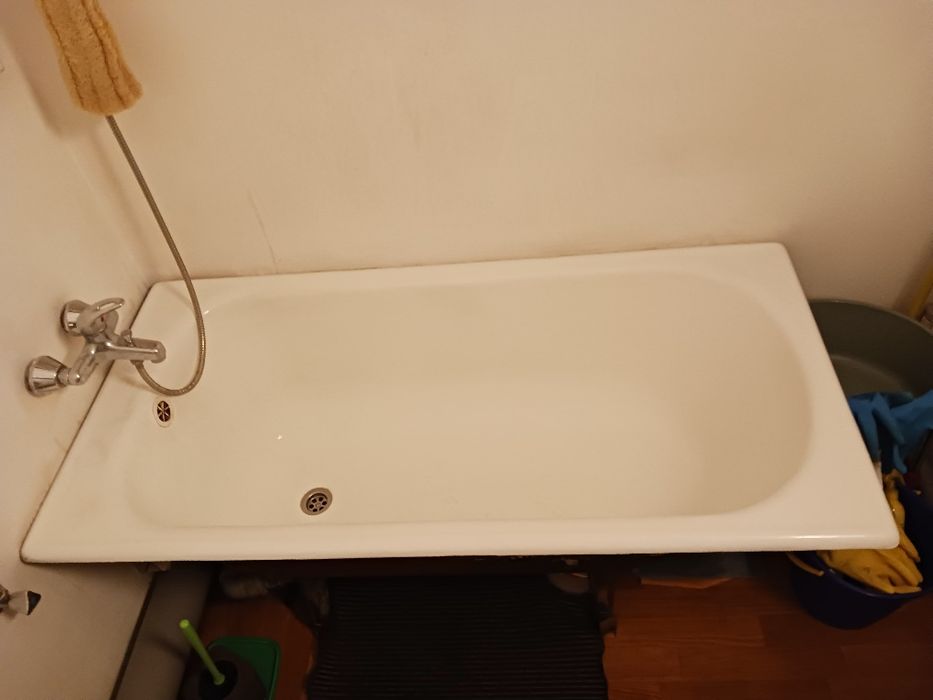 Stara wanna żeliwna