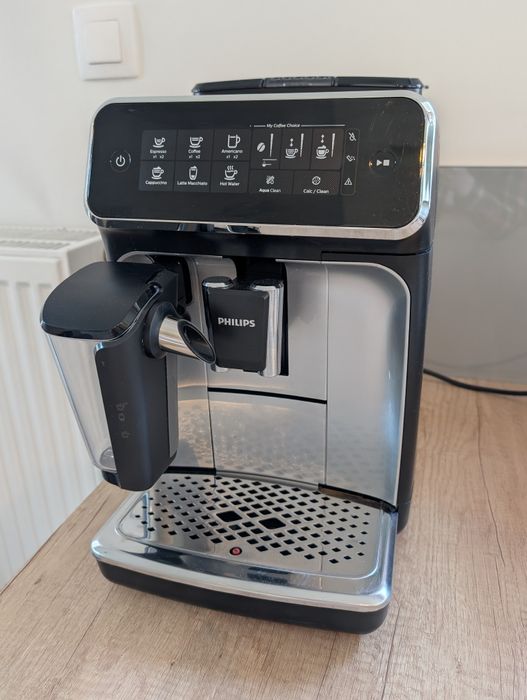 Ekspres Philips 3200 LatteGo EP3246/70