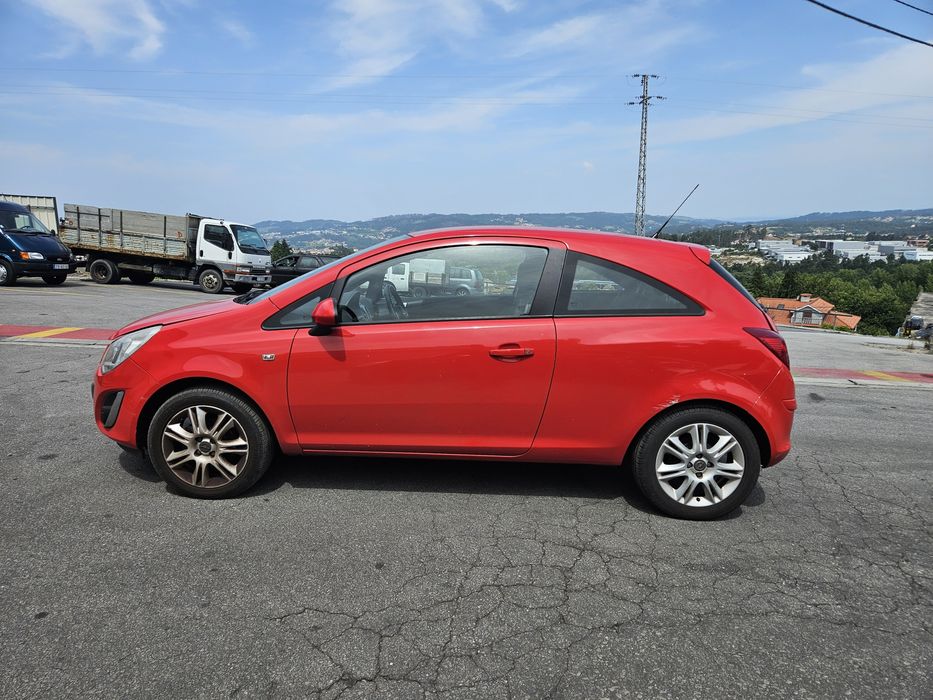 Opel Corsa D 1.2i de 2011 para peças