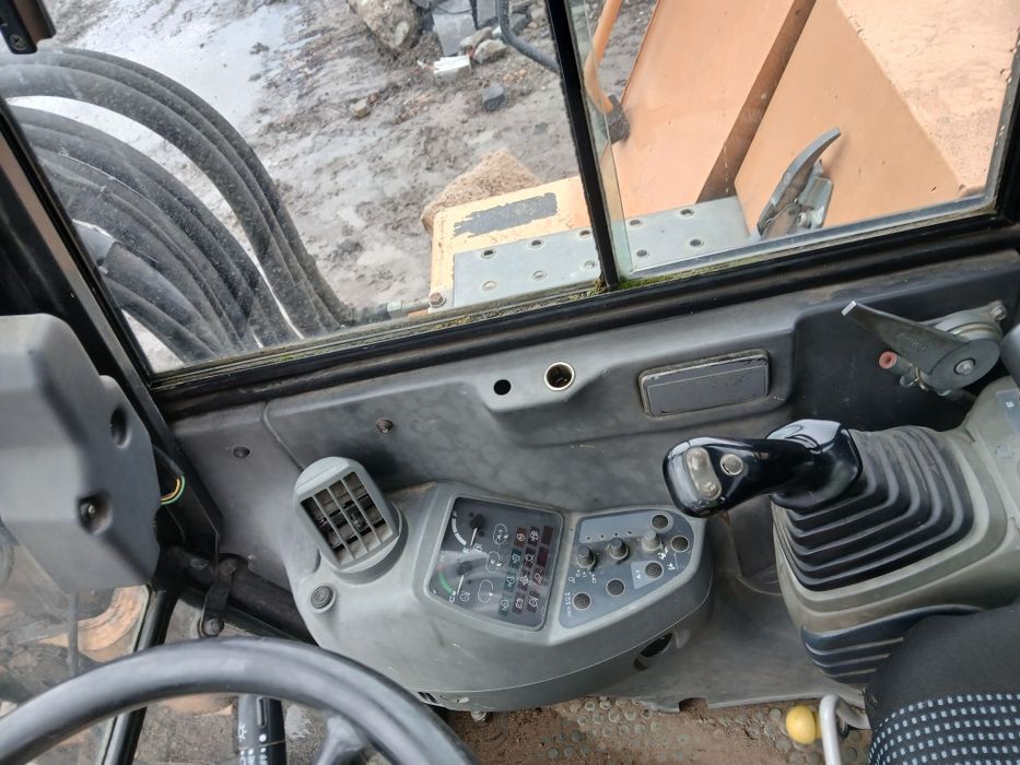 Koparka kołowa Case WX 90