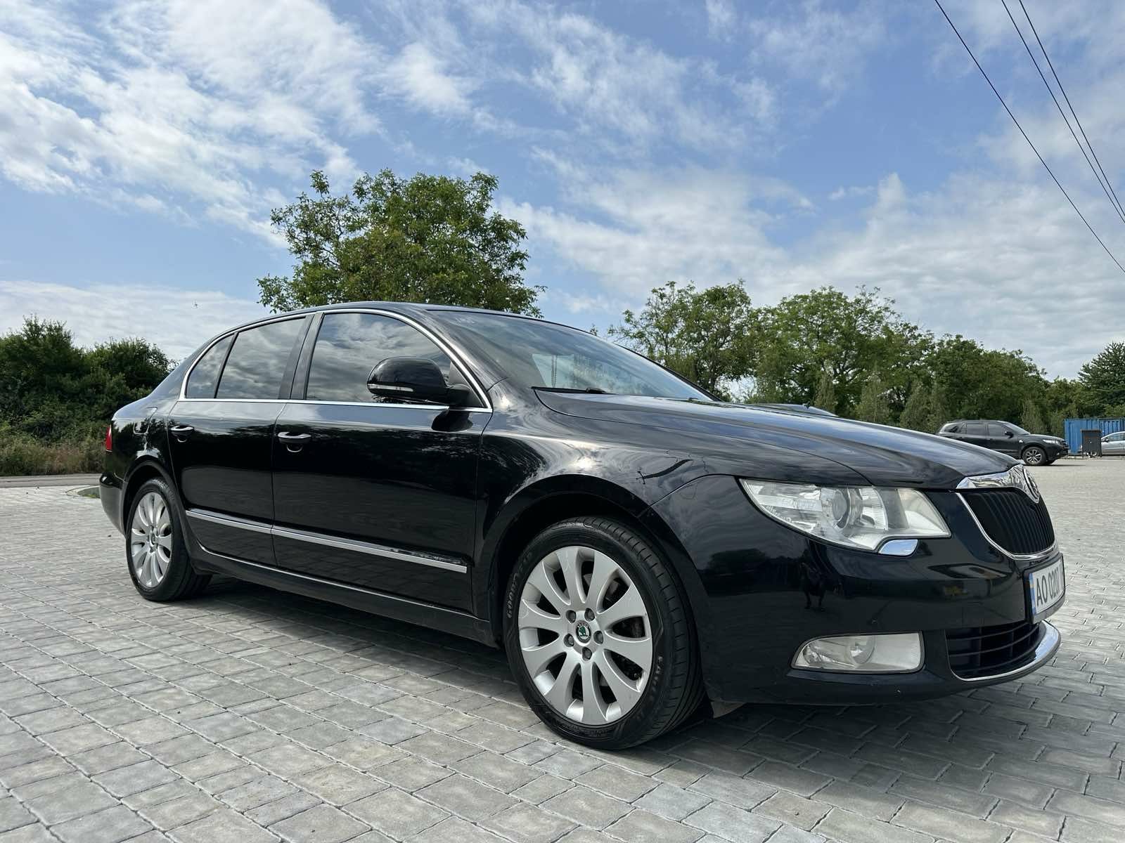 Škoda Superb 2011  automat