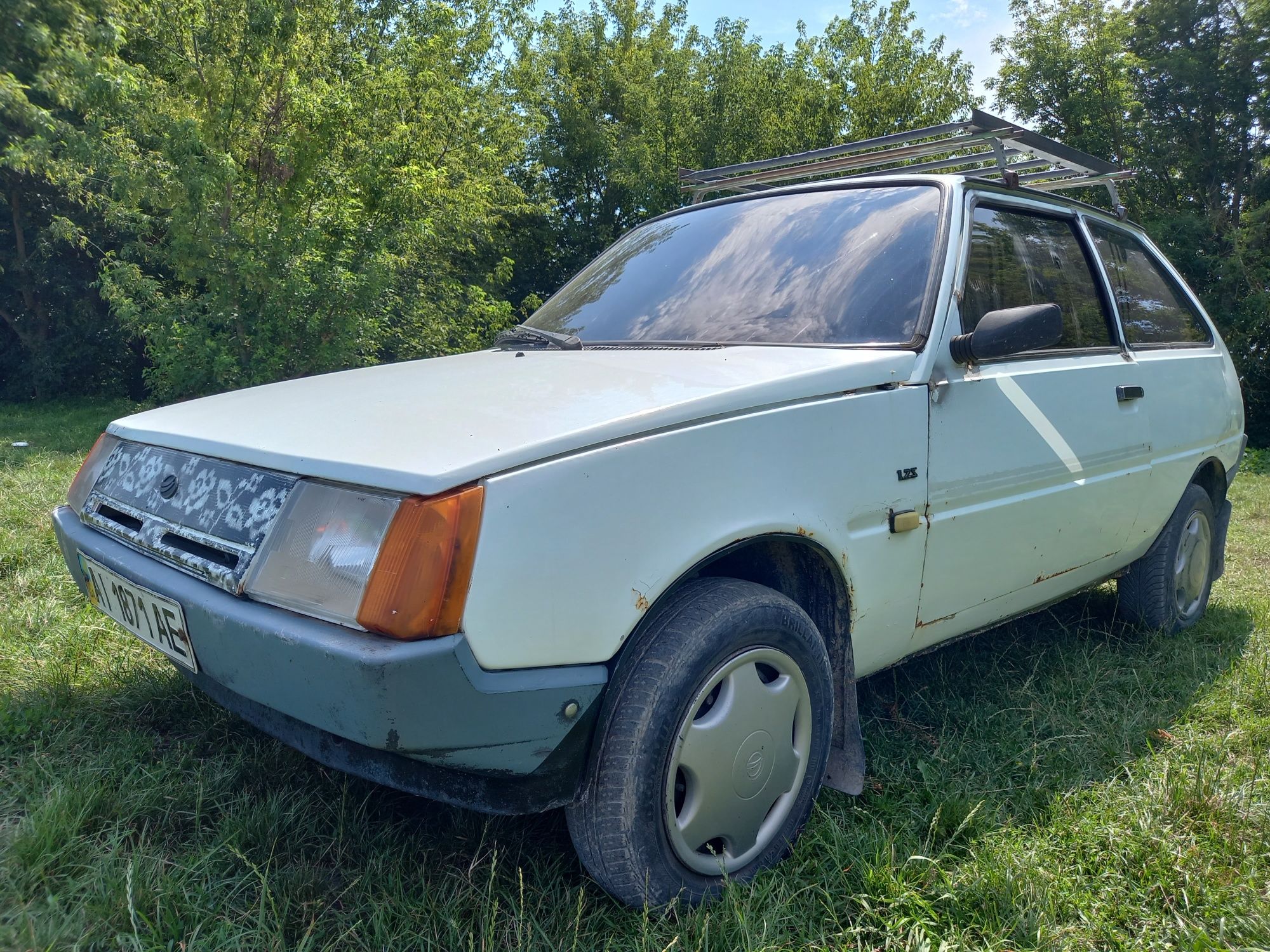 Продам таврію  .