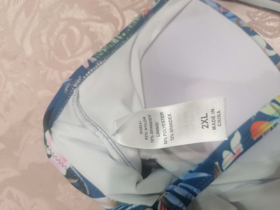 Купальник суцільний