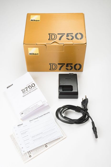 Nikon D750 — câmara fotográfica usada