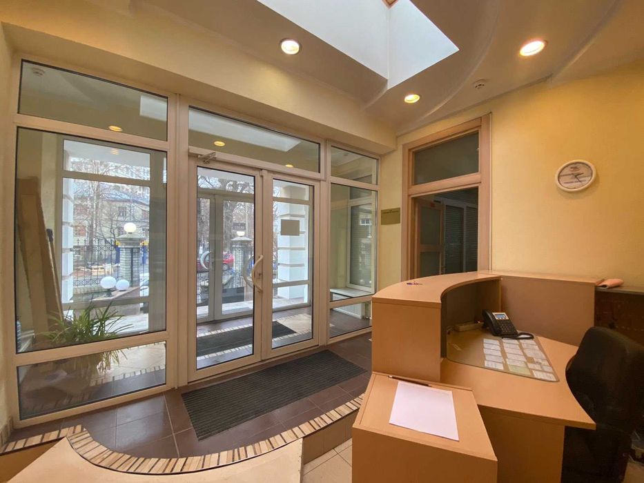 Офисное Здание 1660м.кв.Саксаганского.Печерск.Цена Обсуждается.БЕЗ%