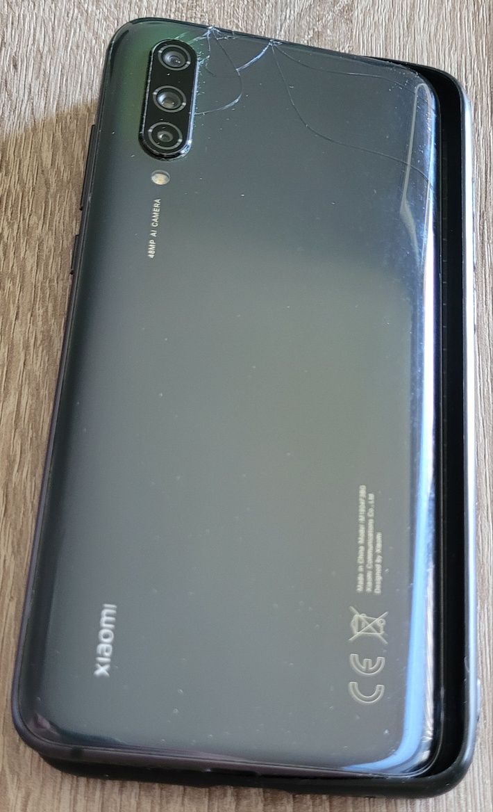 Xiaomi Mi 9 Lite 6/64GB DS (telefon / smartfon)