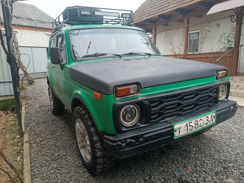 Продам ниву підготовлена для офроуда