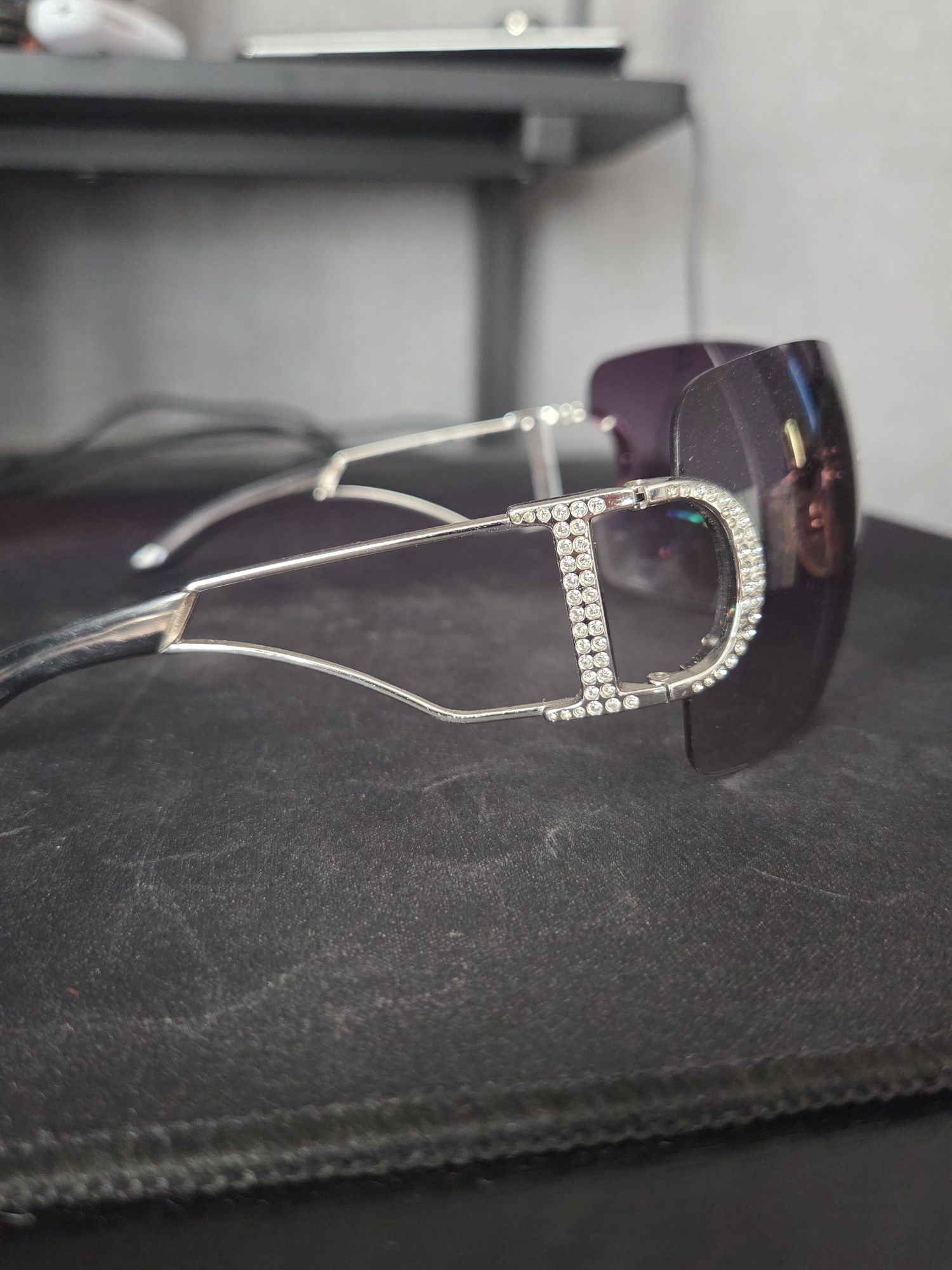 Sprzedam oryginalne okulary Blue Diorly1 rimless shield sunglasses