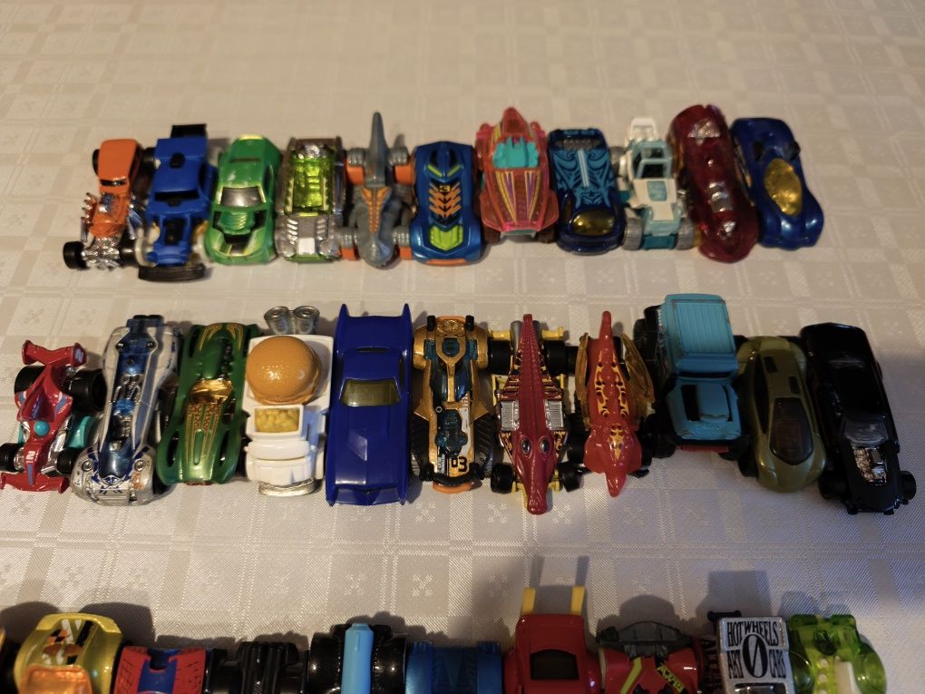 Autka Hot Wheels