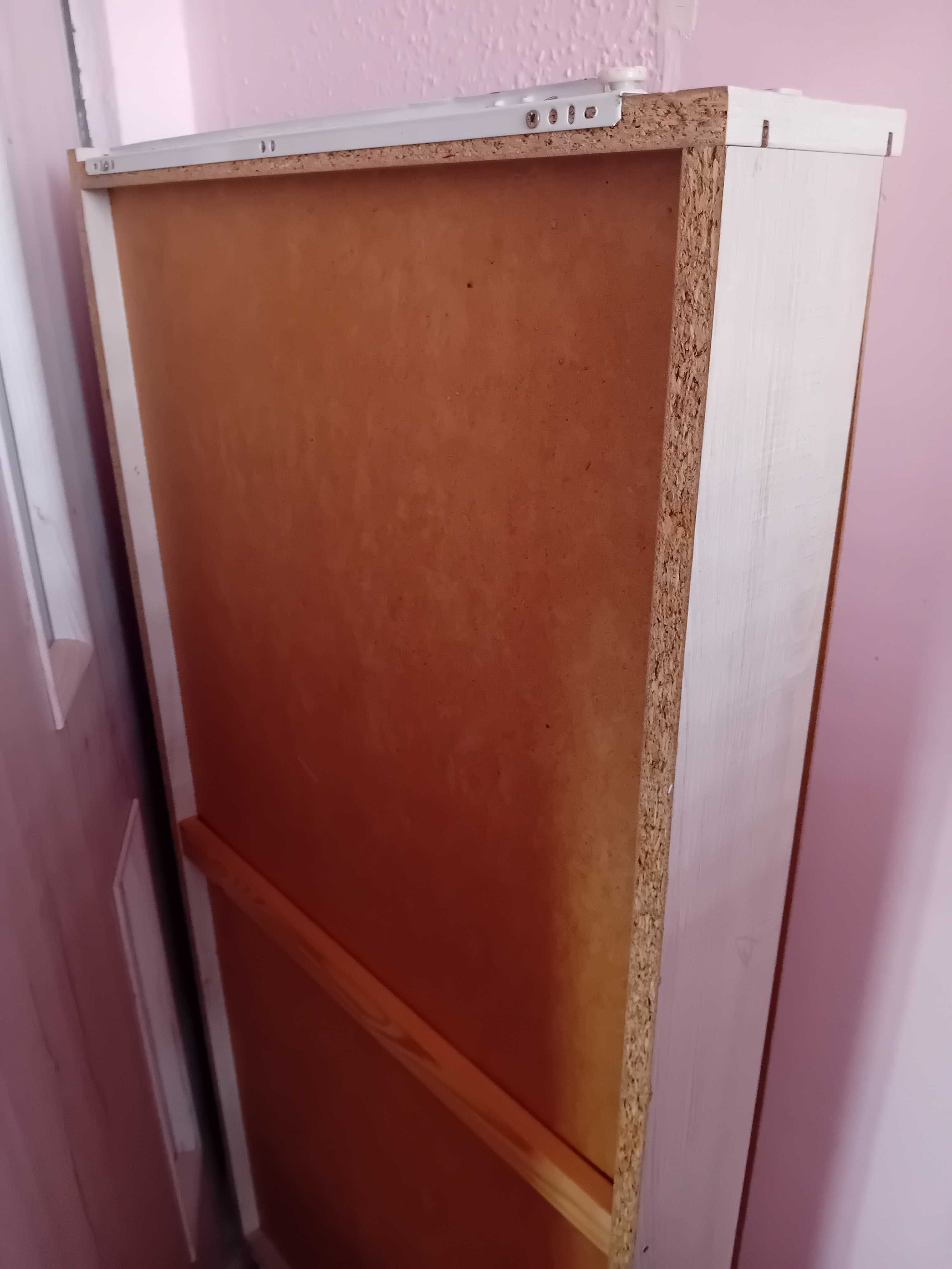 Łóżeczko 120/60 z żyrafką i szufladą