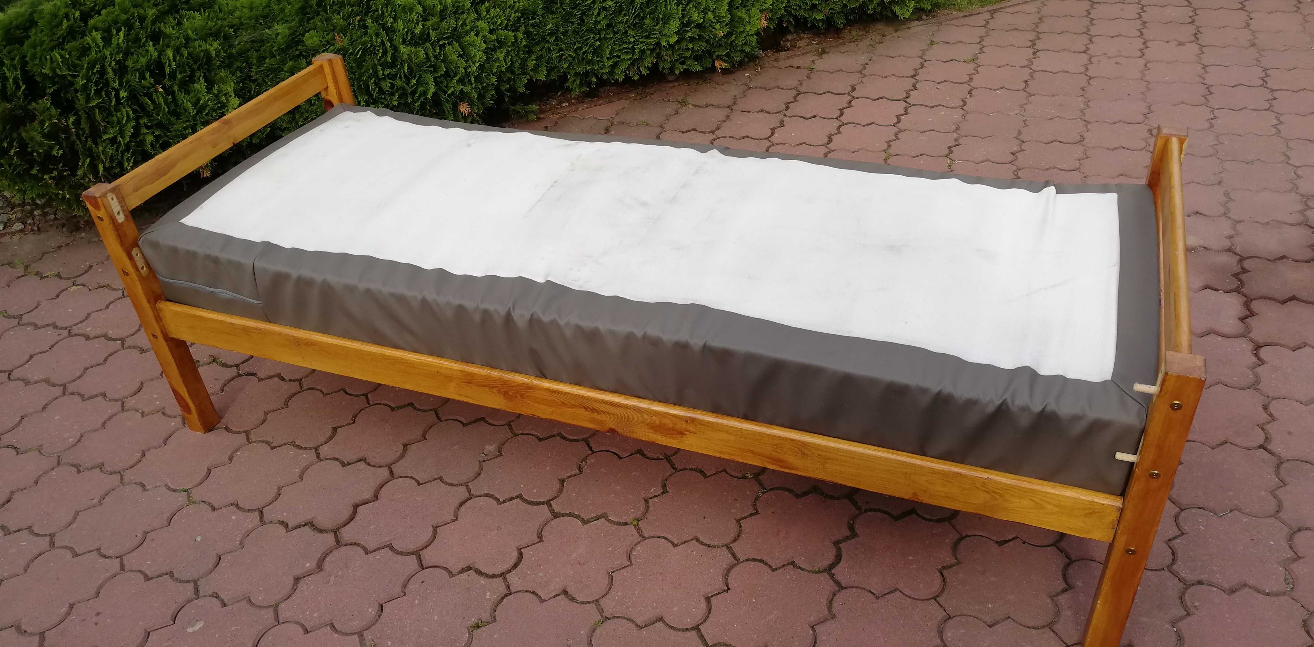 Łóżko pojedyncze z materacem 70x190 drewniane młodzieżowe dostawka