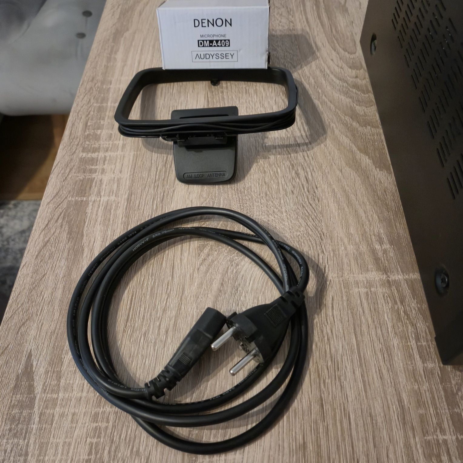 Amplituner DENON AVR-1612