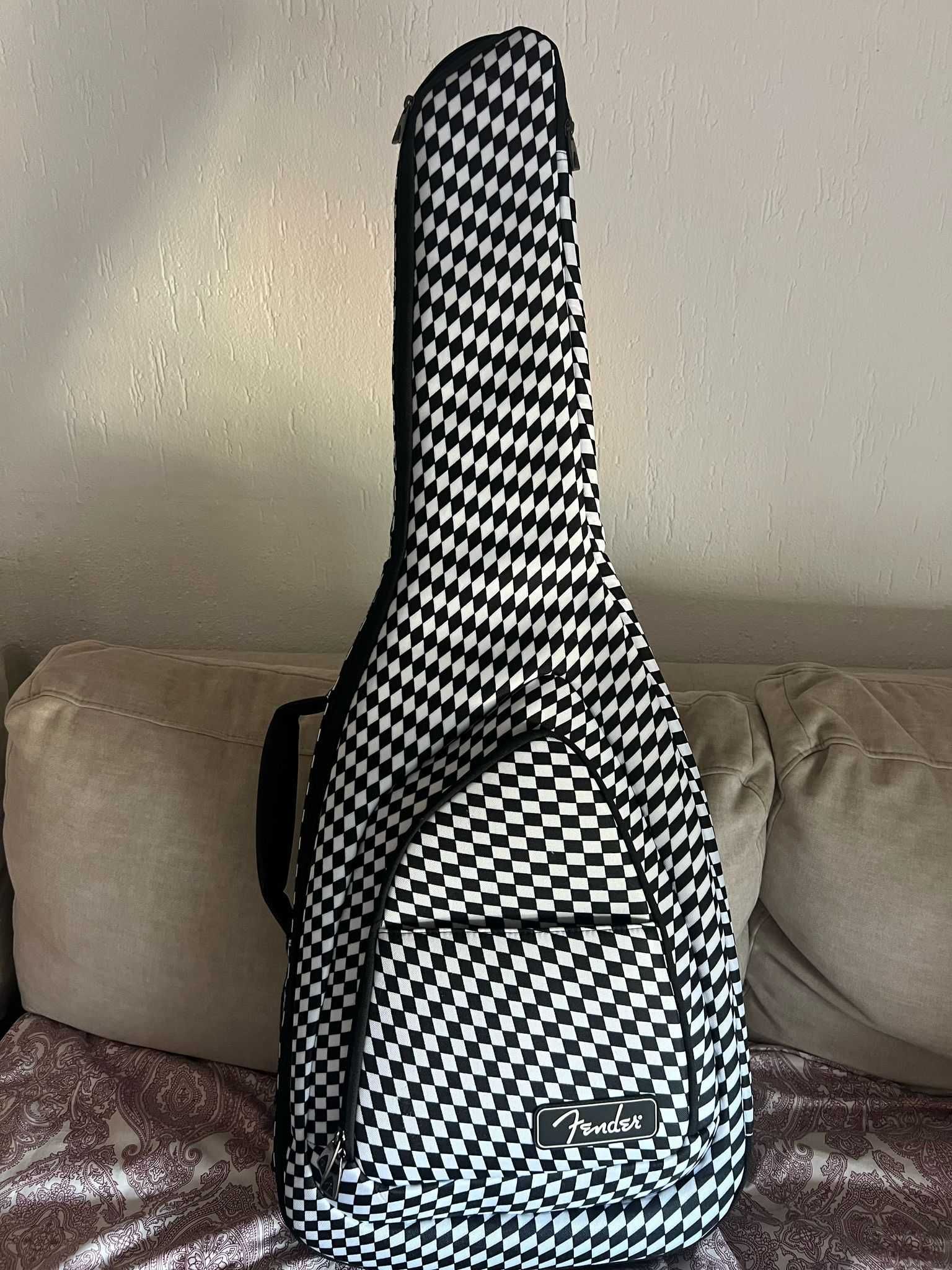 Conjunto Guitarra electrica e acessórios