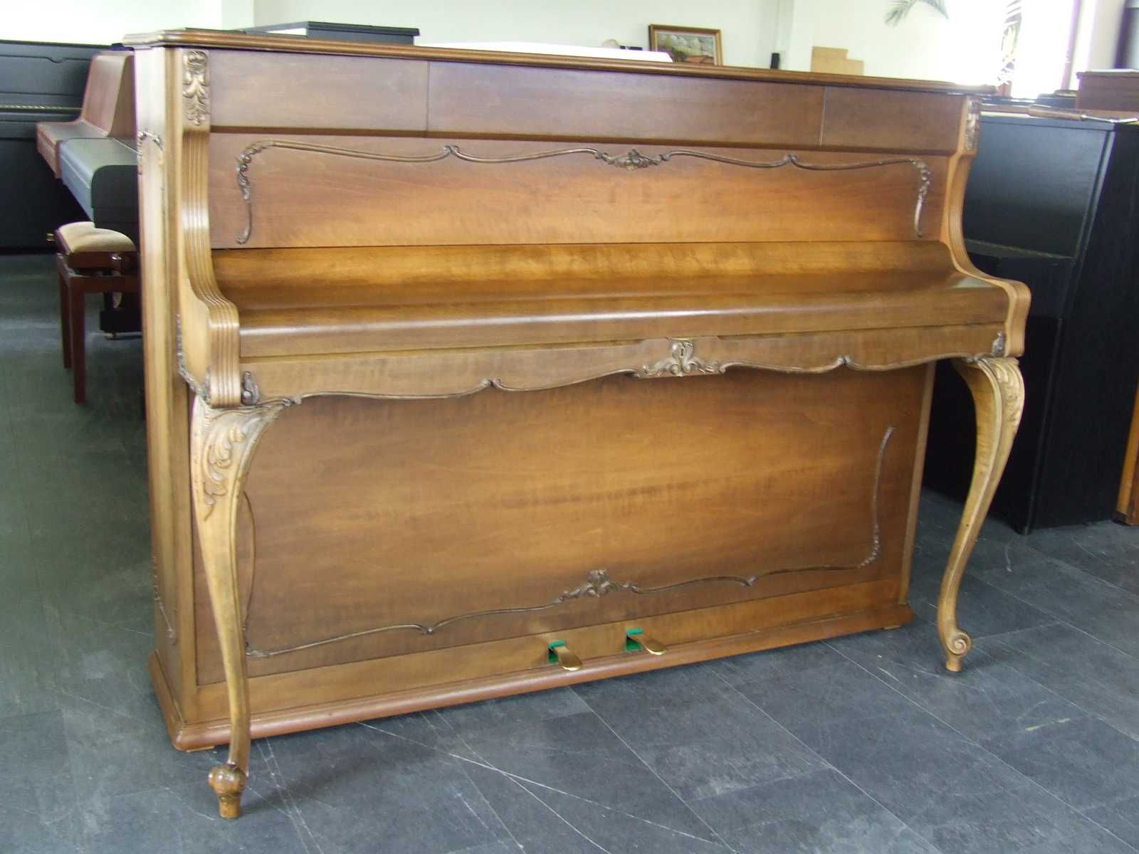 Pianino Schimmel, instrument i mebel - Piano Lovers